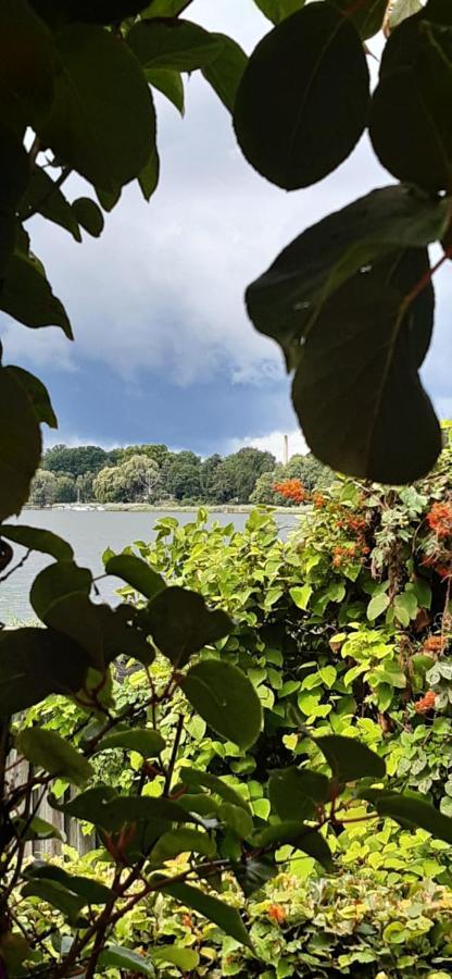 Bungalow Idylle Am See Neuruppin Bagian luar foto