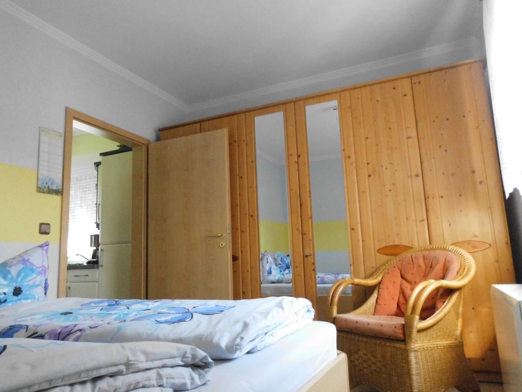 Bungalow Idylle Am See Neuruppin Bagian luar foto